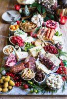 Christmas Charcuterie Board - Howe We Live