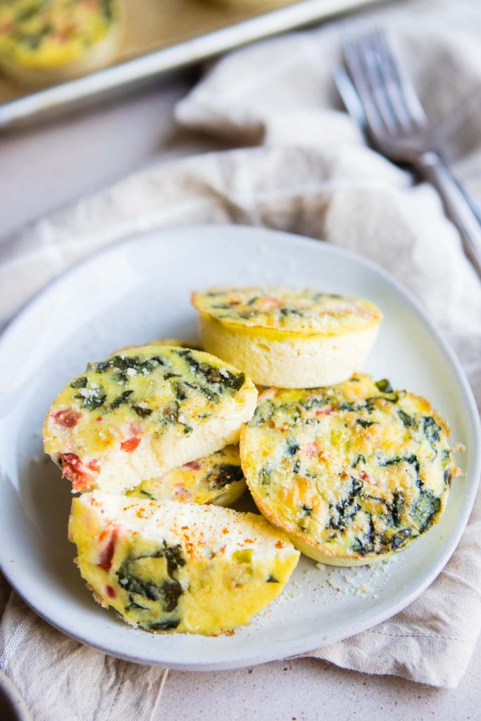 Egg White Bites Recipe with Spinach & Red Pepper - Howe We Live